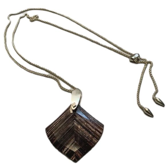 KENDRA SCOTT "Aislinn" Necklace and "Astoria" Earrings in Brown Dust - Picture 4 of 16